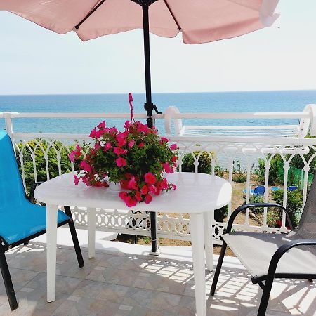Leta Apartments آغيوس غيوريوس المظهر الخارجي الصورة