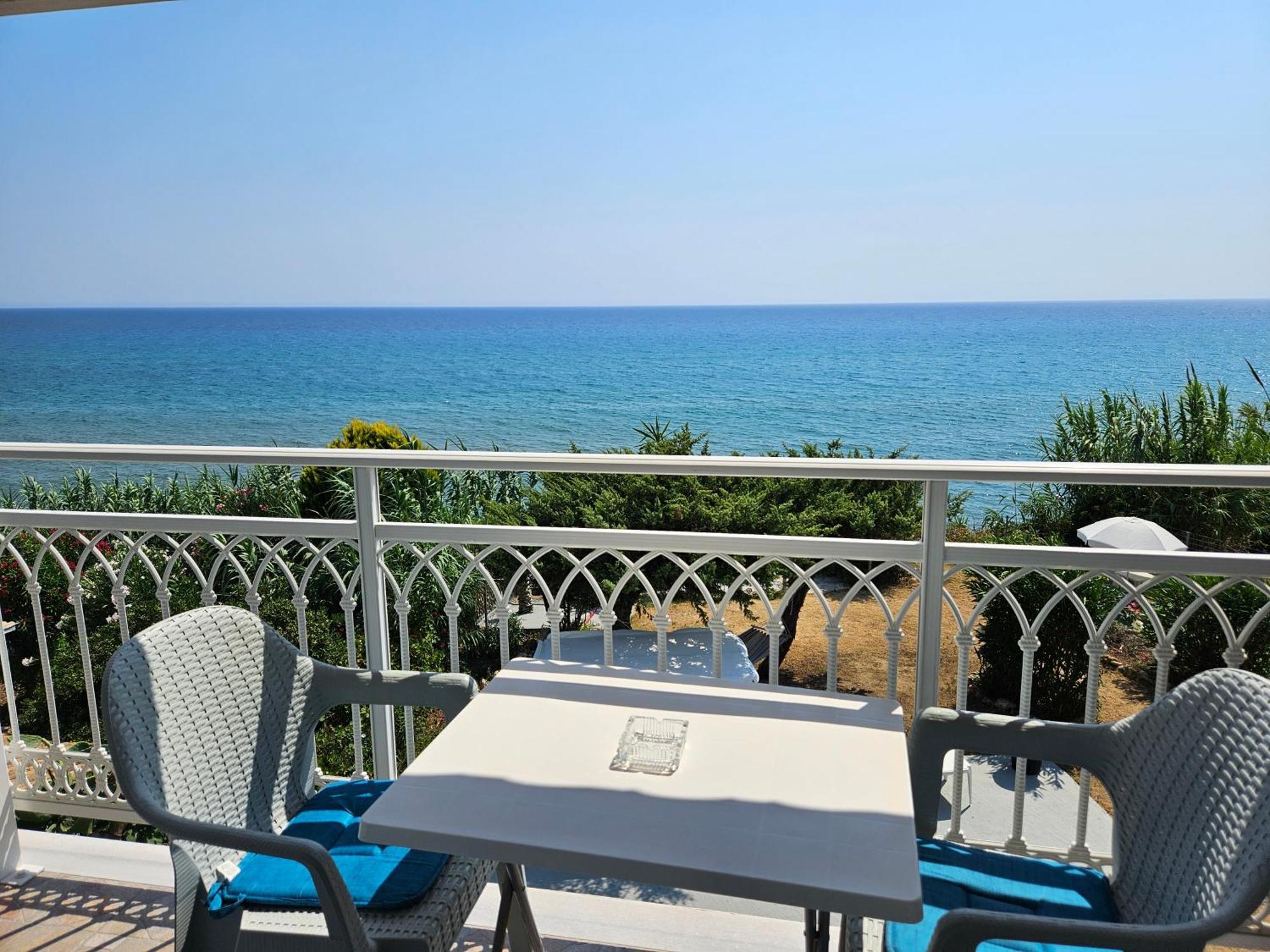 Leta Apartments آغيوس غيوريوس المظهر الخارجي الصورة
